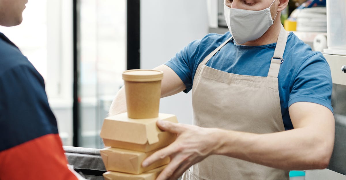 How to Arrange White Goods Delivery with a 2 Man Delivery Company