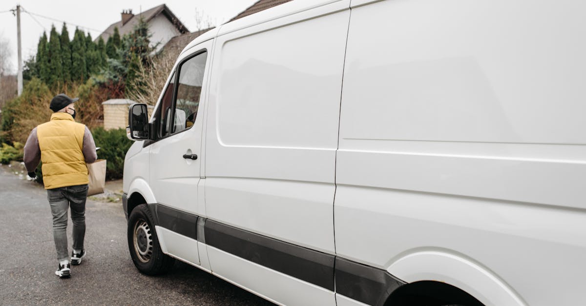 How to Choose the Best 2 Man Delivery Company for Furniture Delivery