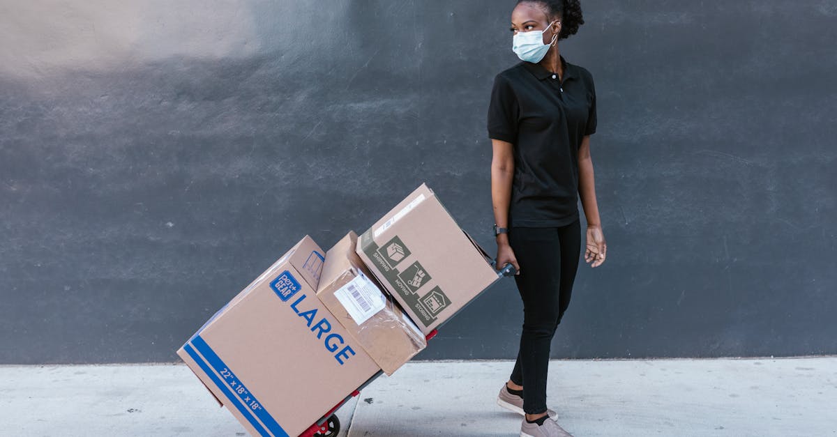 How to Choose the Best 2 Man Delivery Company for Furniture Delivery