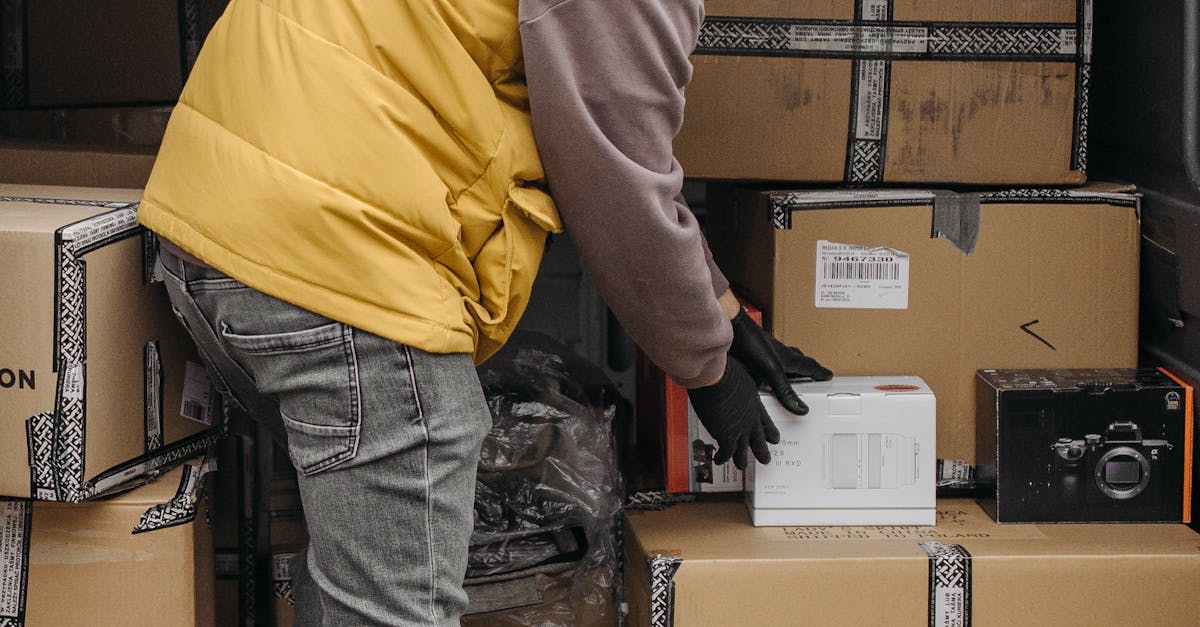 Why you should opt for a 2 man delivery service for bulky item delivery